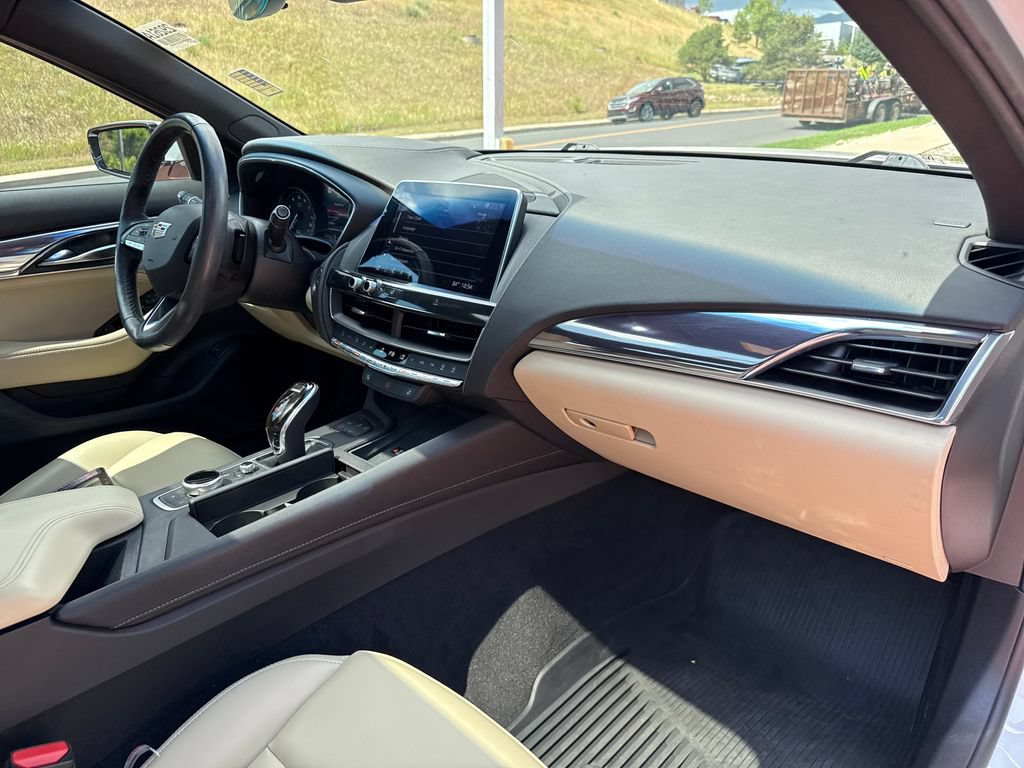 Used 2020 Cadillac CT5 Luxury w/ Sun And Sound Package AWD/4WD image 32