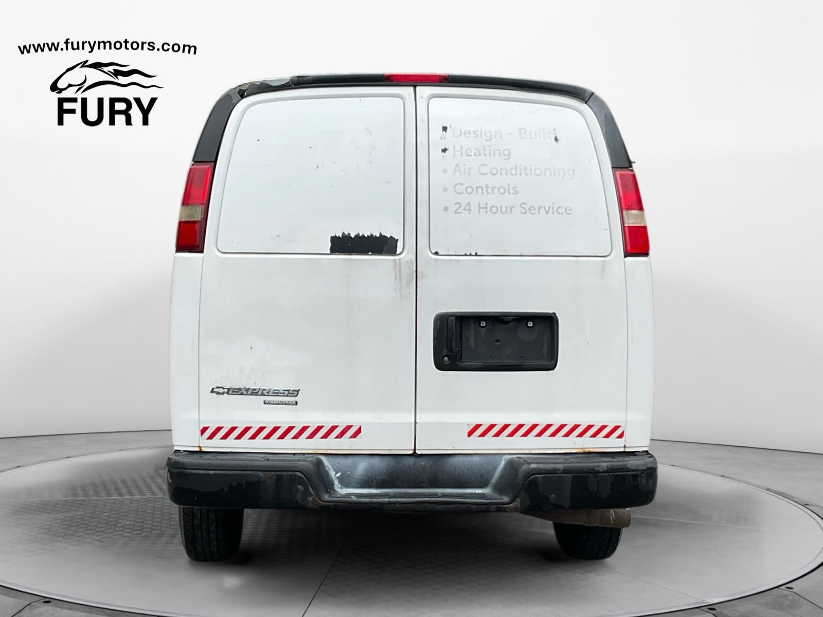 Used 2013 Chevrolet Express 3500 RWD image 4