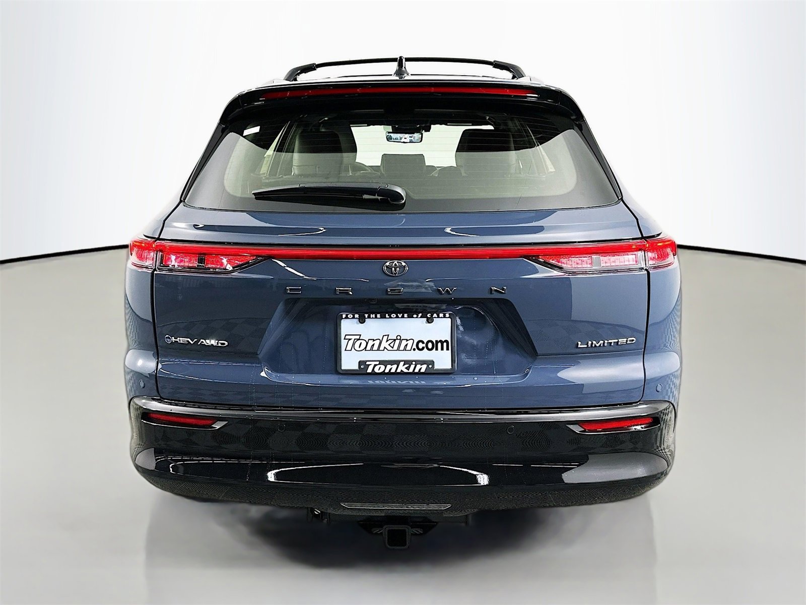 New 2025 Toyota Crown Signia Limited image 6