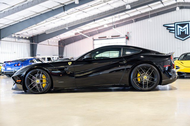 Used 2015 Ferrari F12 Berlinetta RWD image 3