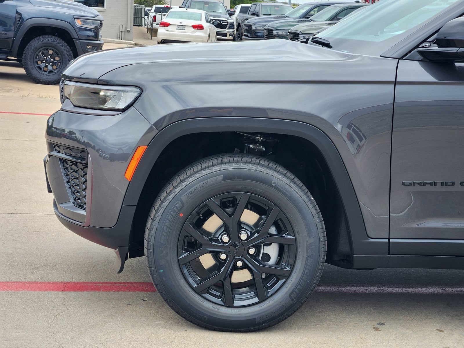New 2026 Jeep Grand Cherokee Altitude RWD image 10