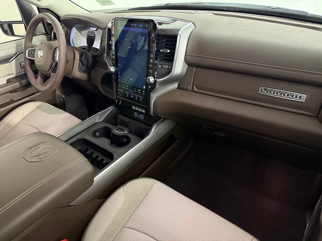 Used 2025 RAM 2500 Laramie RWD image 15
