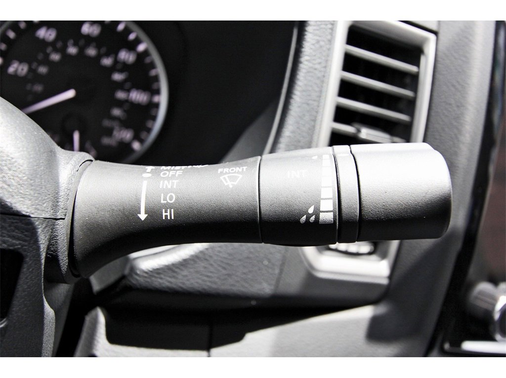 Certified 2024 Nissan Frontier SV w/ Technology Package image 16