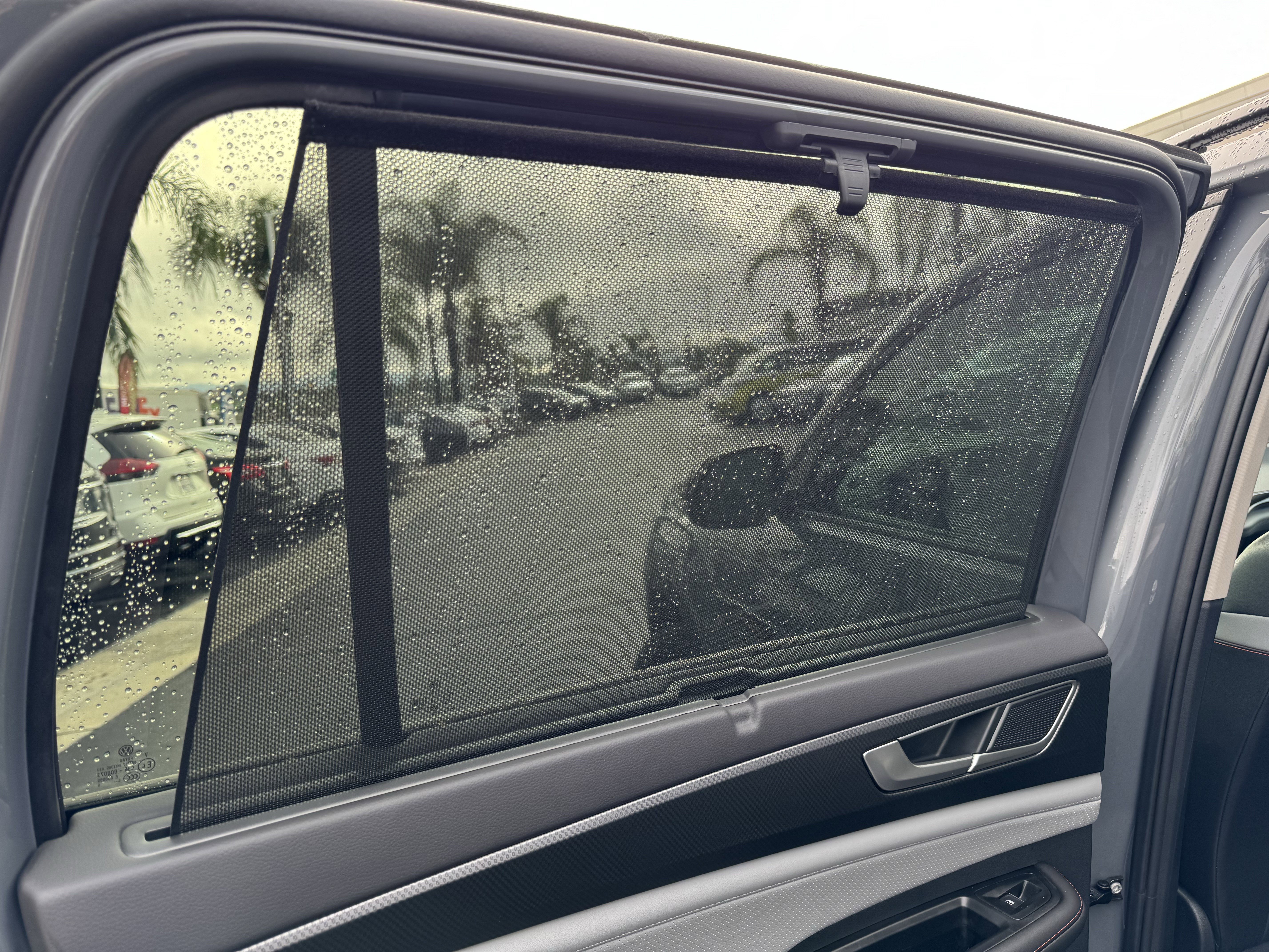 Used 2025 Volkswagen Atlas Peak Edition SE image 37