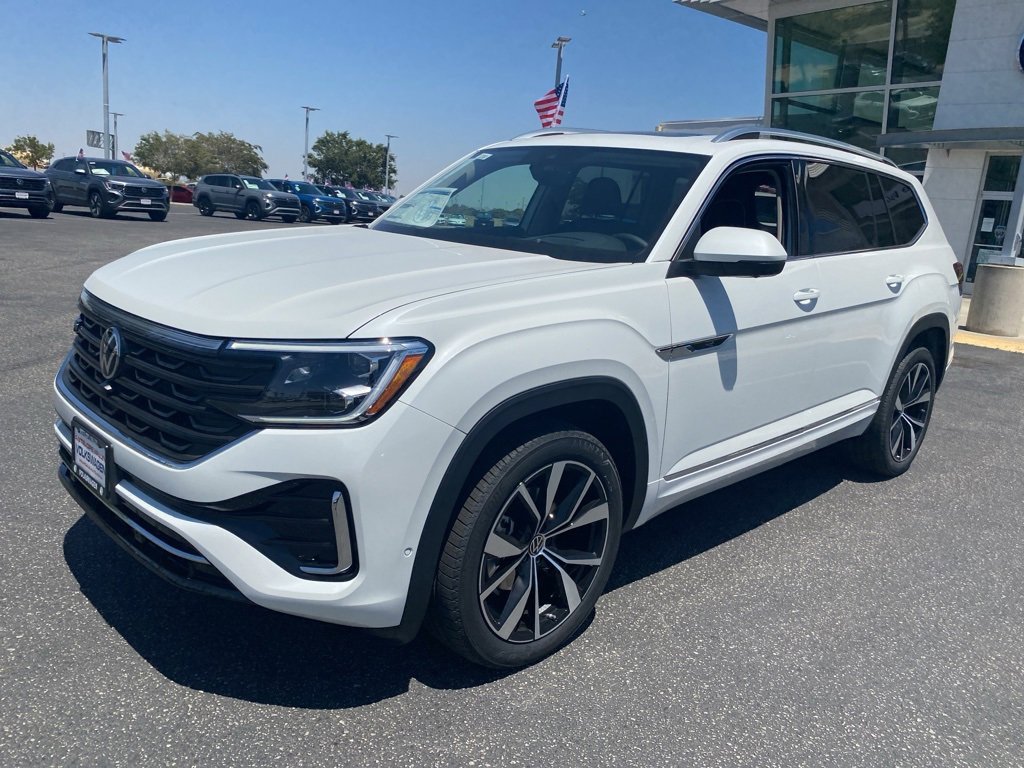 New 2025 Volkswagen Atlas SEL Premium R-Line image 3