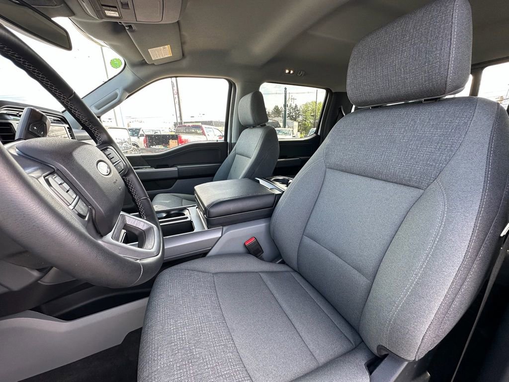 New 2025 Ford F150 XLT w/ Equipment Group 302A MID image 17