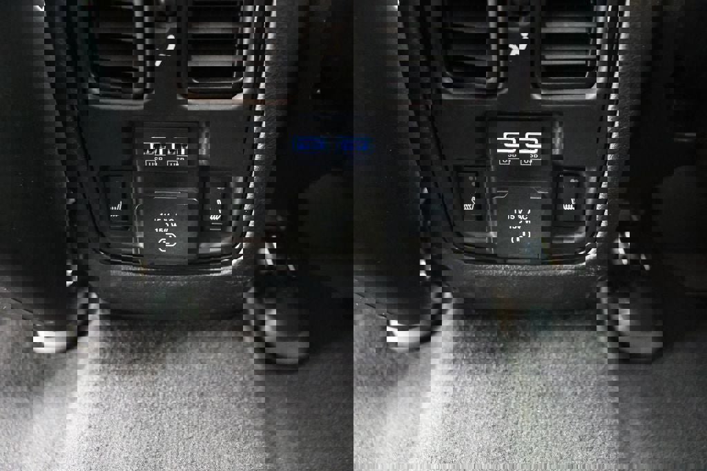 Used 2024 Dodge Durango R/T image 13