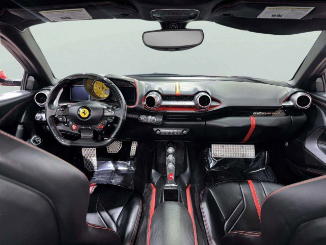 Used 2019 Ferrari 812 Superfast RWD image 38