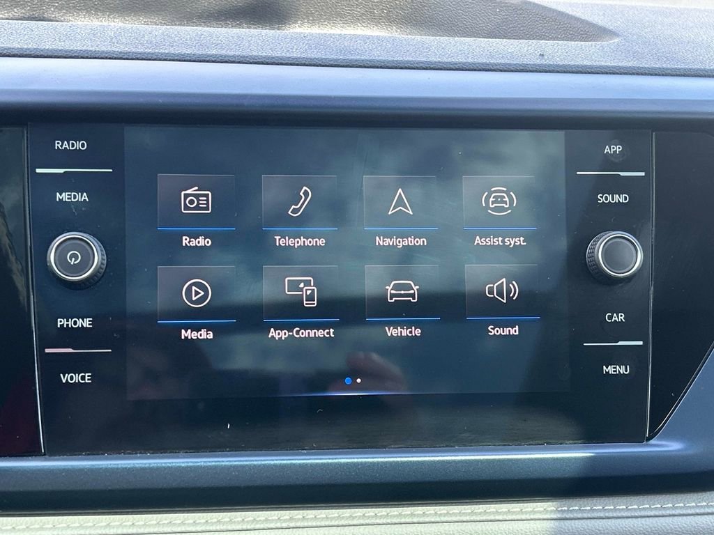 Used 2024 Volkswagen Taos SE image 30