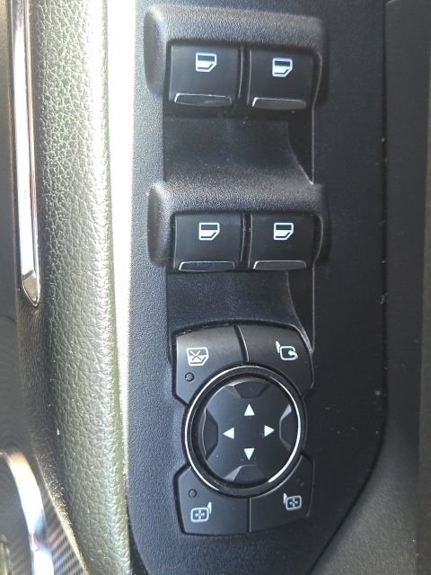 Used 2018 Ford Expedition Max Limited RWD image 24