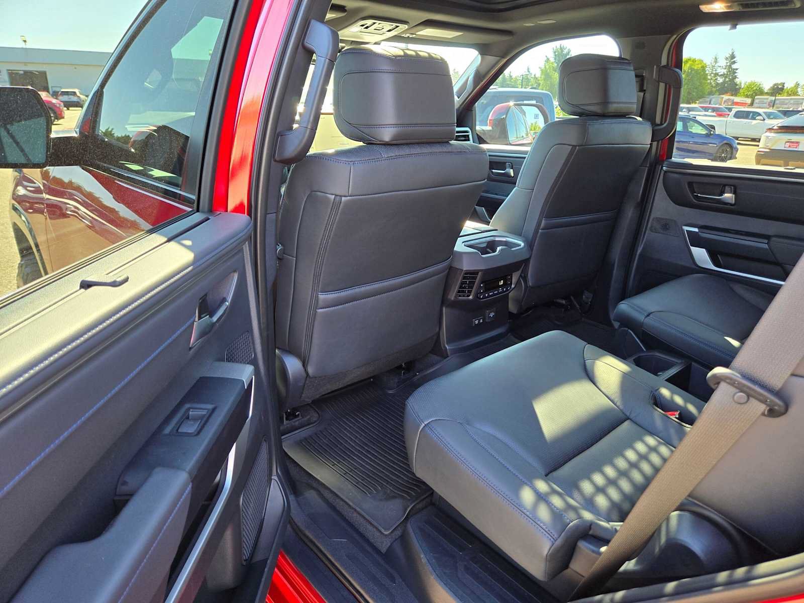 Certified 2025 Toyota Sequoia Platinum AWD/4WD image 18