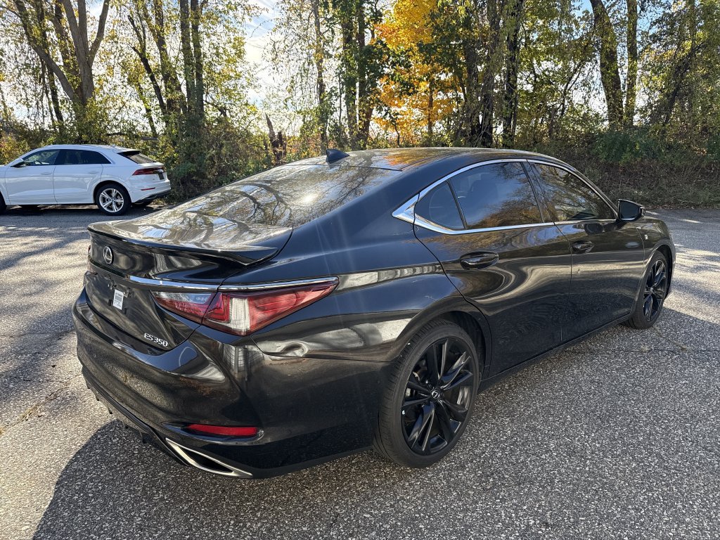 Used 2024 Lexus ES 350 F Sport w/ Accessory Package (Z2) FWD image 5