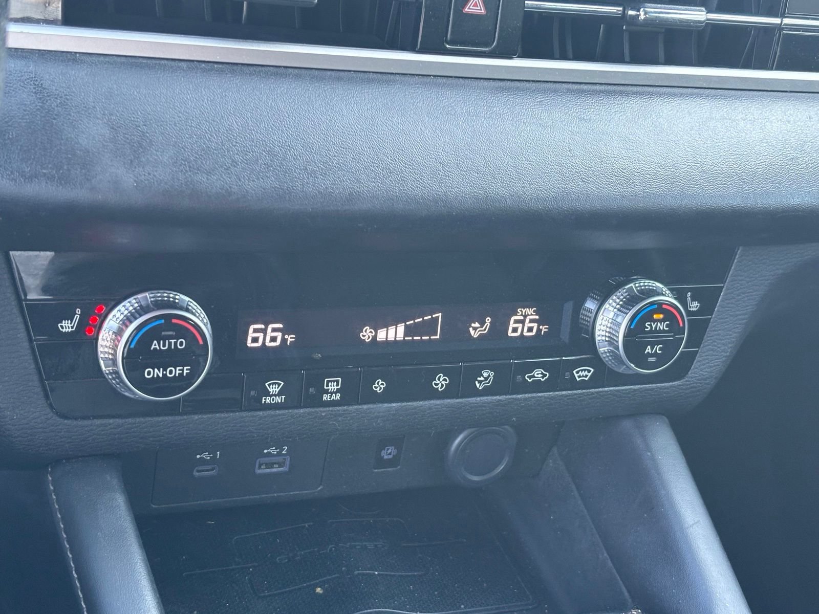 Used 2022 Mitsubishi Outlander SE AWD/4WD image 11