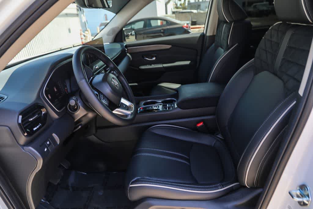 Used 2026 Honda Pilot Elite image 9