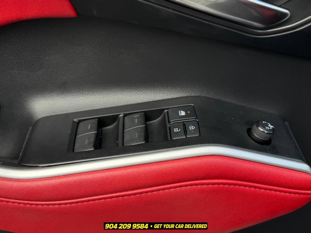 Used 2021 Toyota Highlander XSE FWD image 17