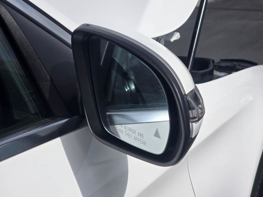 Used 2021 Mercedes-Benz GLC 300 4MATIC image 30