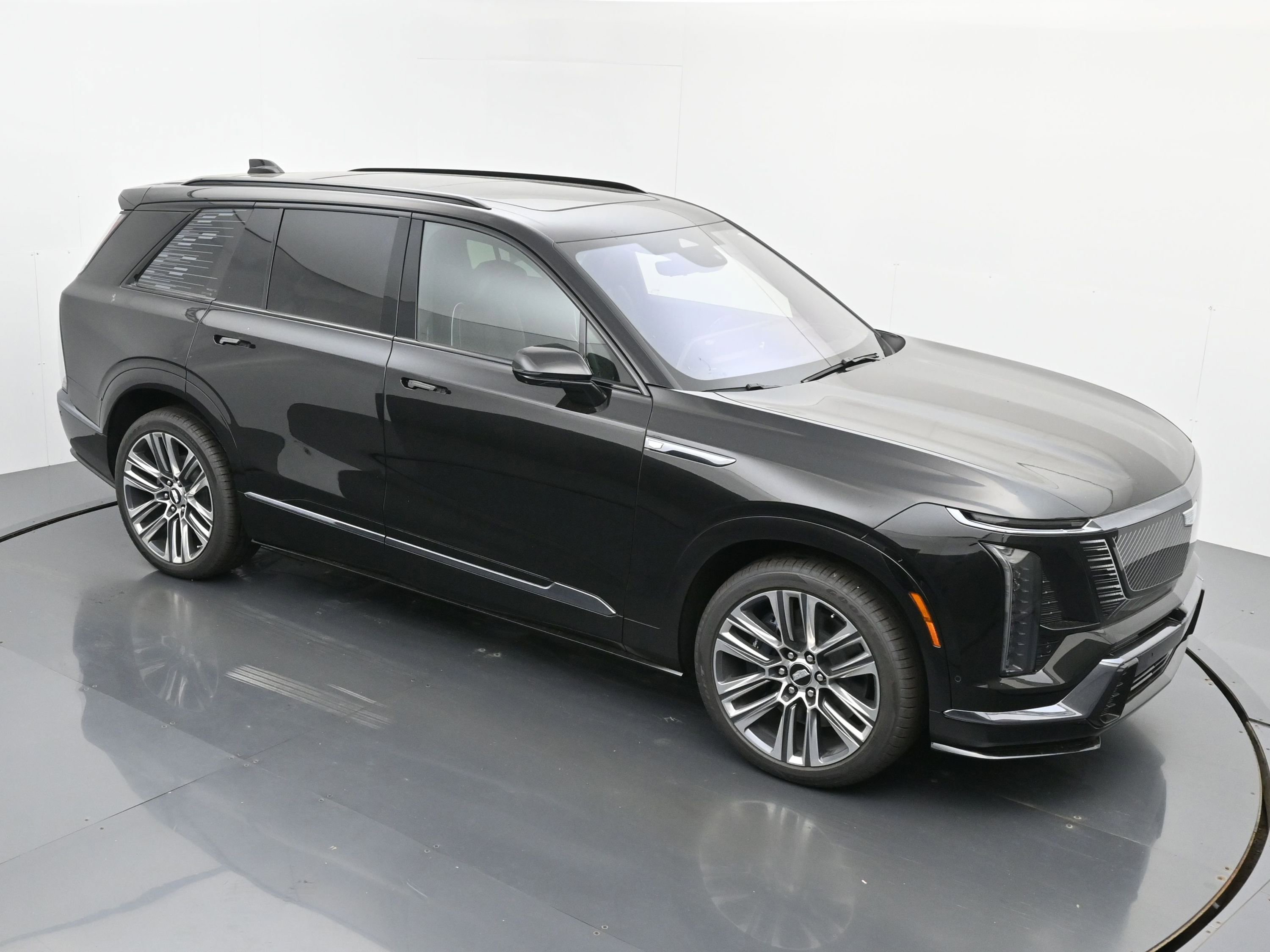 New 2026 Cadillac Vistiq Platinum w/ LPO, Floor Liner Package image 29