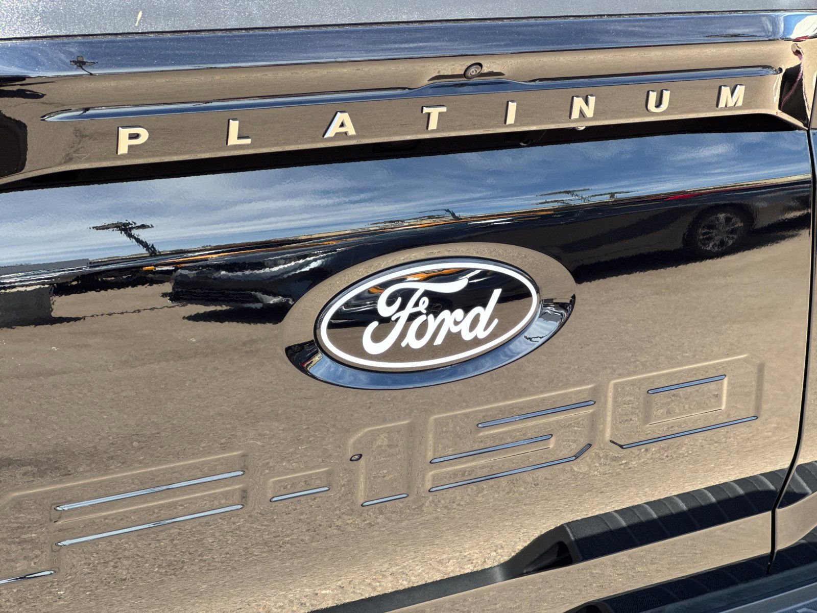 Used 2025 Ford F150 Platinum w/ Equipment Group 702A High AWD/4WD image 37