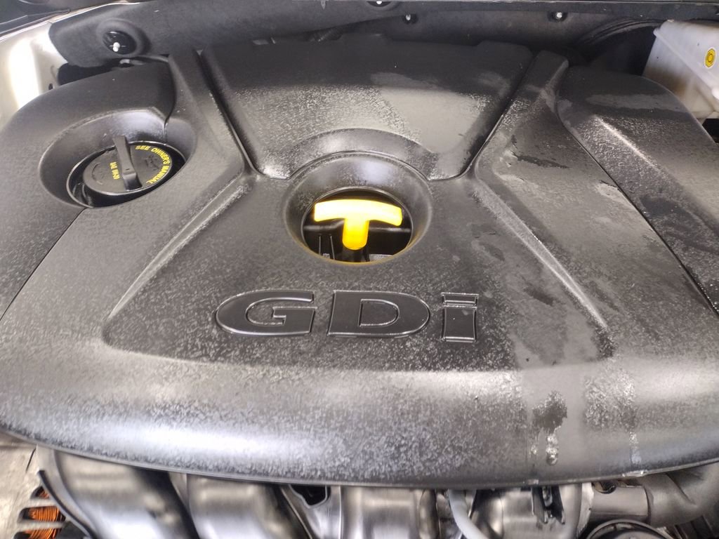 Used 2014 Hyundai Elantra GT w/ Option Group 03 FWD image 7
