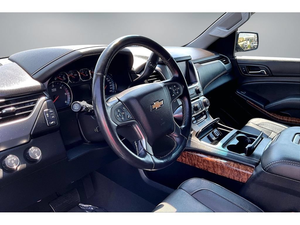 Used 2020 Chevrolet Tahoe Premier AWD/4WD image 14