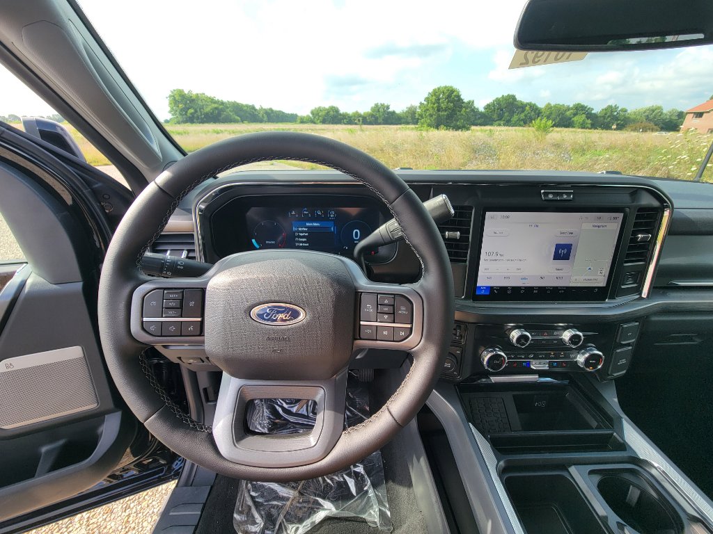 New 2025 Ford F250 Lariat w/ Black Appearance Package image 16