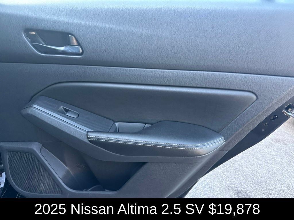 Used 2025 Nissan Altima 2.5 SV FWD image 20