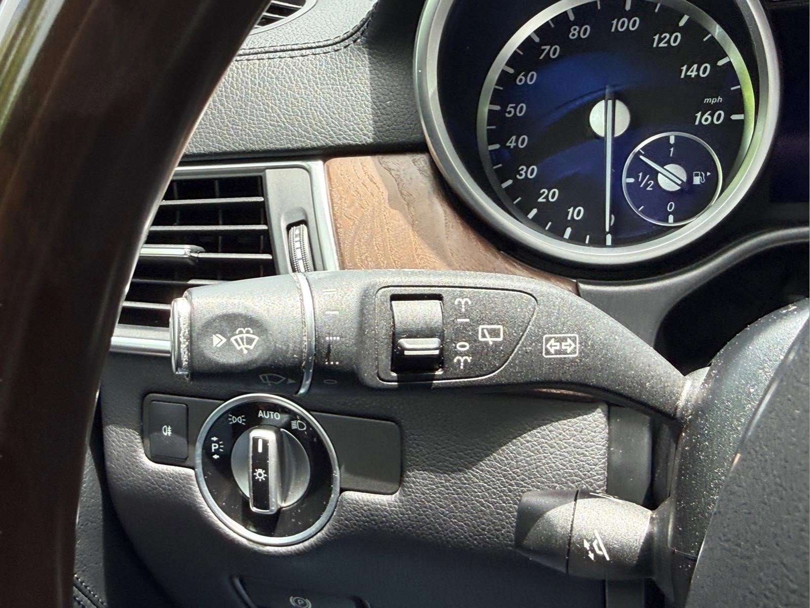 Used 2015 Mercedes-Benz ML 400 4MATIC image 24