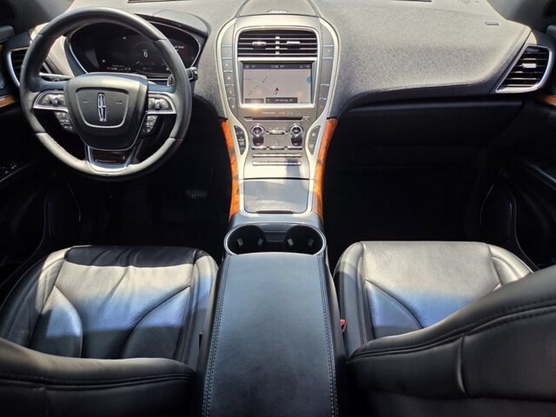 Used 2020 Lincoln Nautilus Reserve w/ Cargo Utility Package AWD/4WD image 14
