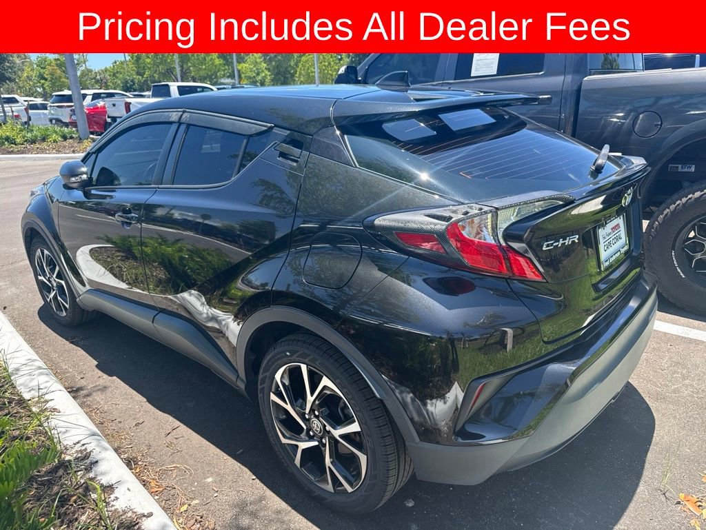 Used 2022 Toyota C-HR XLE FWD image 6