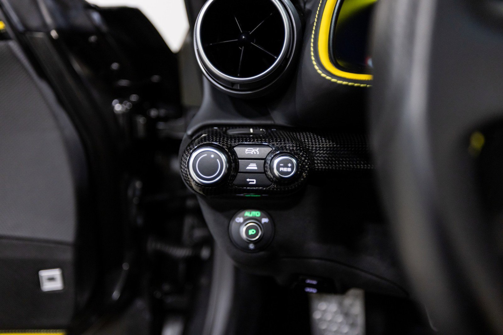 Used 2023 Ferrari 812 GTS image 54