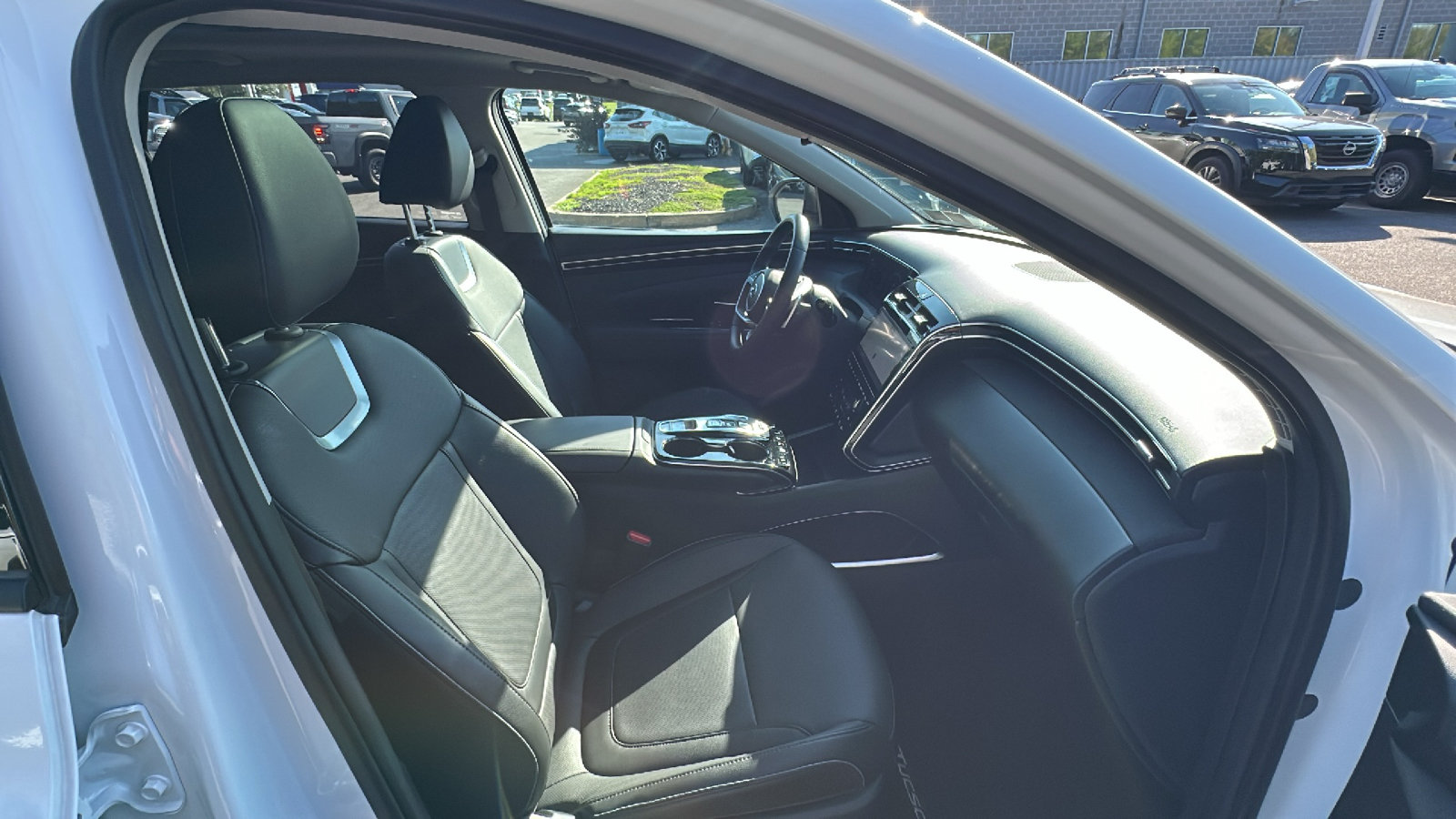 Used 2024 Hyundai Tucson Limited AWD/4WD image 25