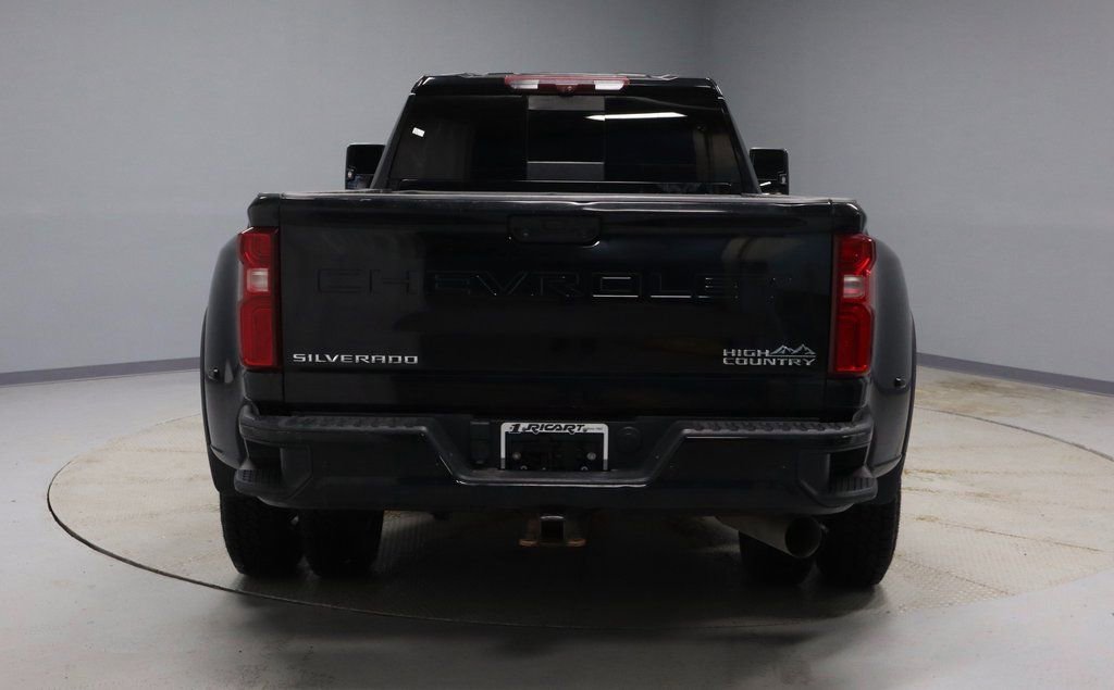 Used 2021 Chevrolet Silverado 3500 High Country image 11