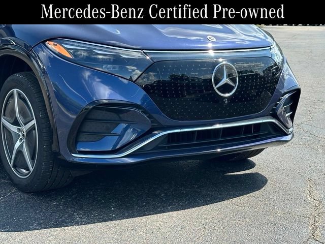 Used 2023 Mercedes-Benz EQS 580 4MATIC SUV image 2