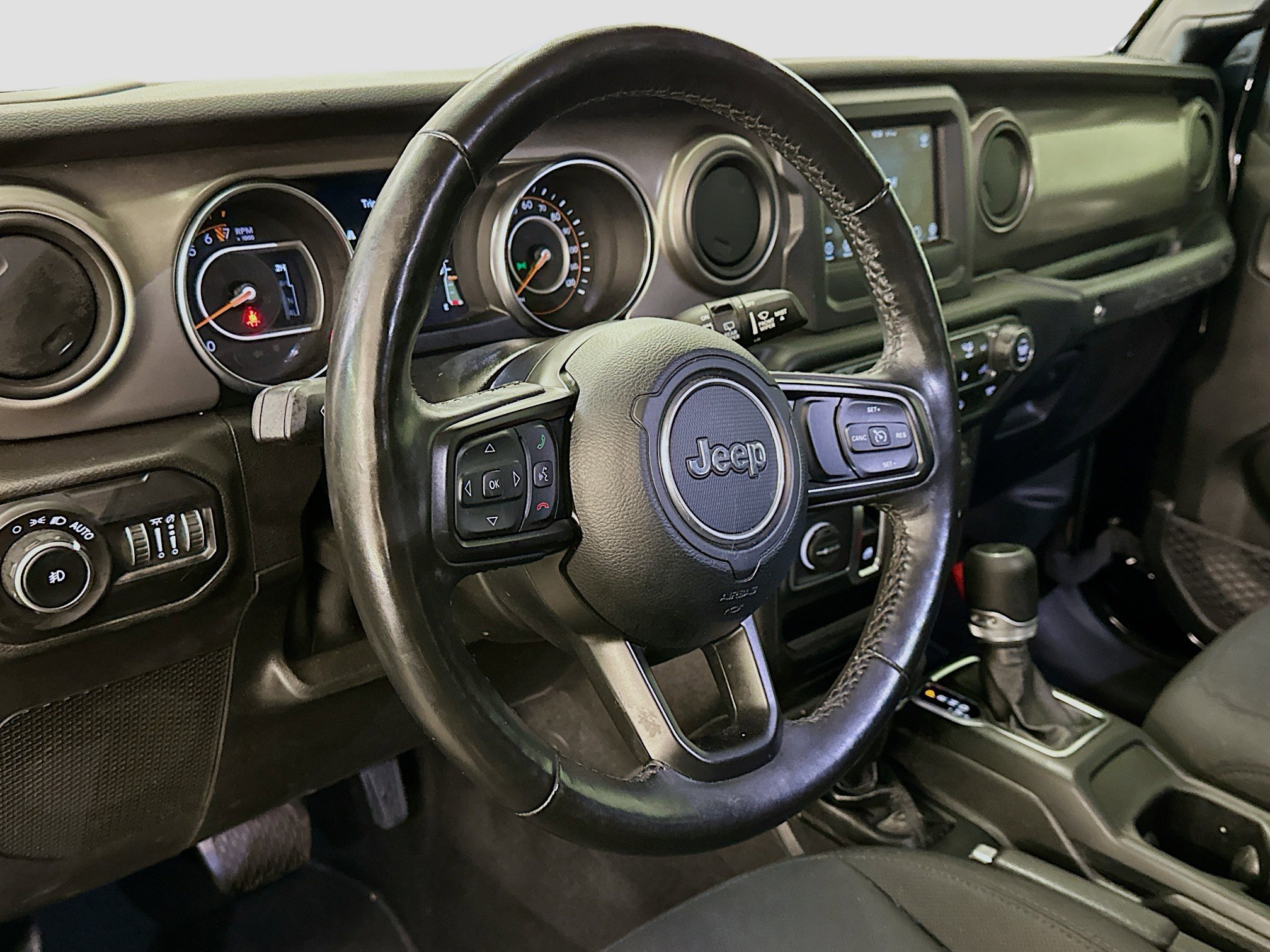 Used 2021 Jeep Wrangler Sport S image 18