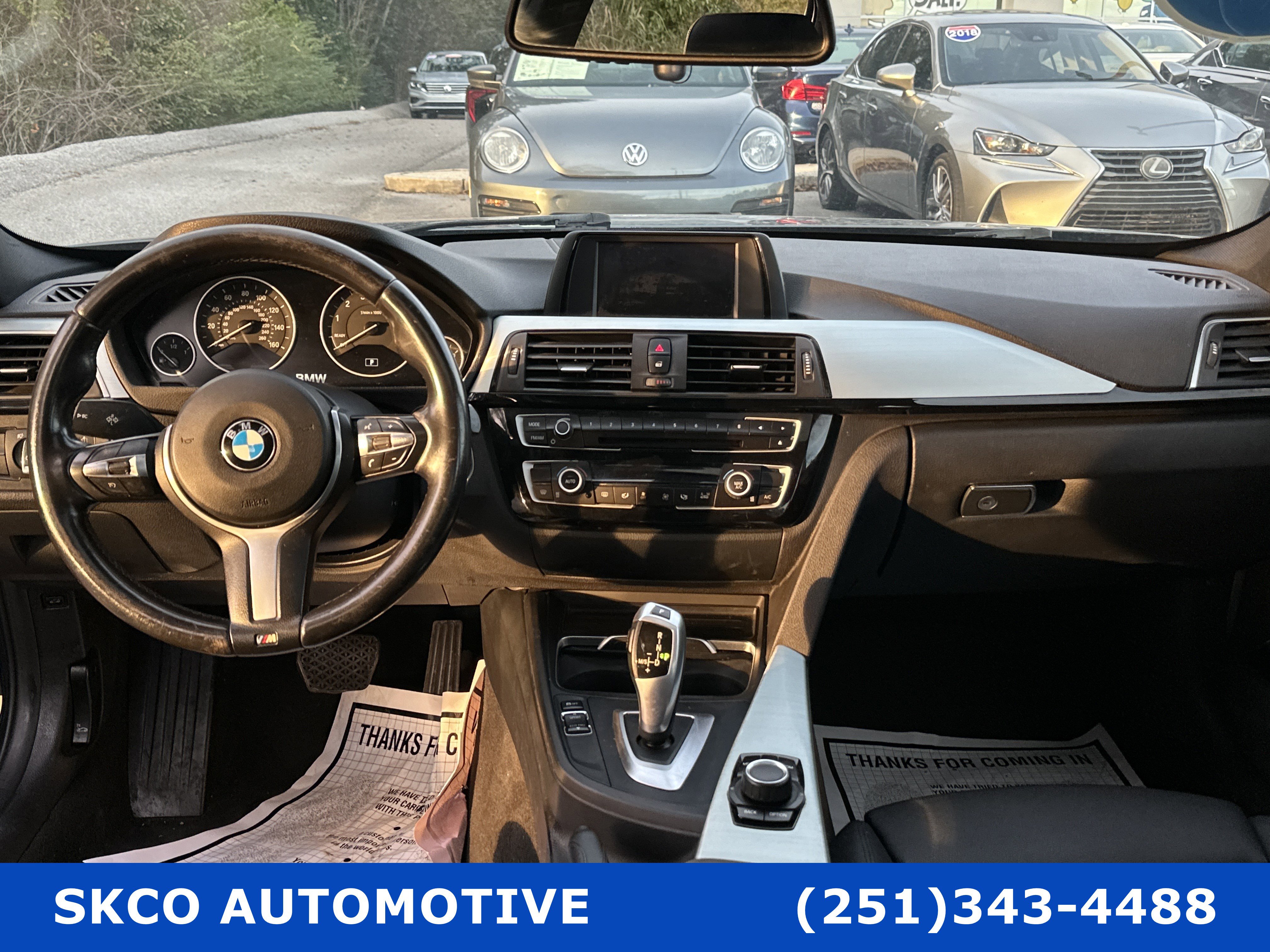 Used 2018 BMW 320i Sedan RWD image 11