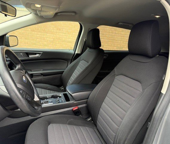 Used 2021 Ford Edge SE image 14