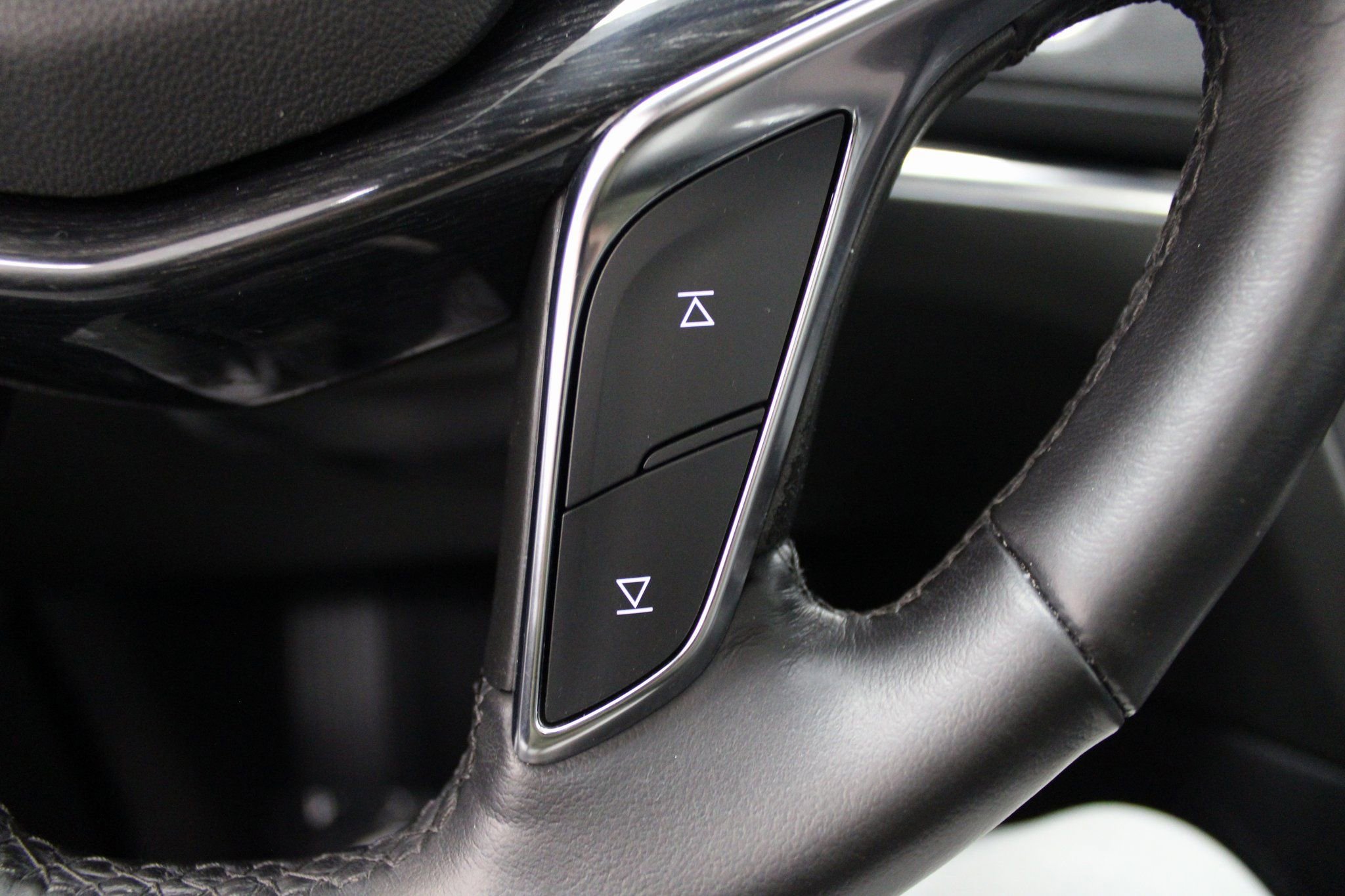 Used 2023 Cadillac XT5 Premium Luxury image 44