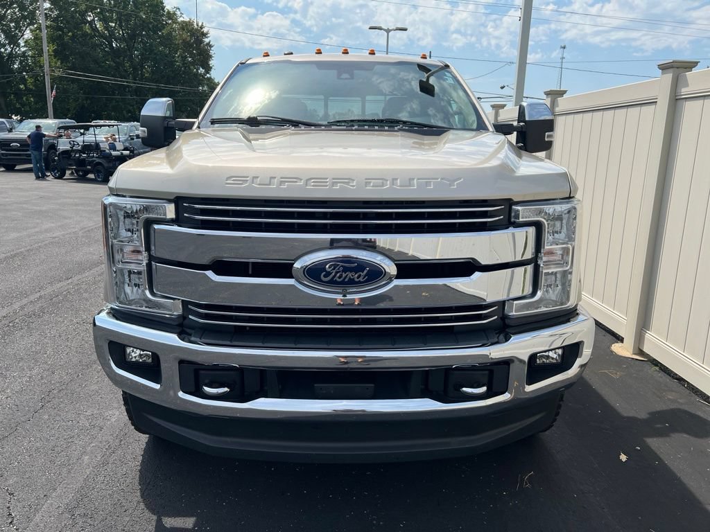 Used 2017 Ford F250 Lariat w/ Lariat Ultimate Package AWD/4WD image 4