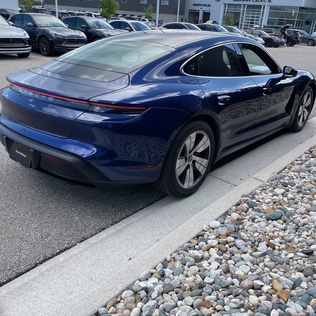 Used 2020 Porsche Taycan 4S AWD/4WD image 9