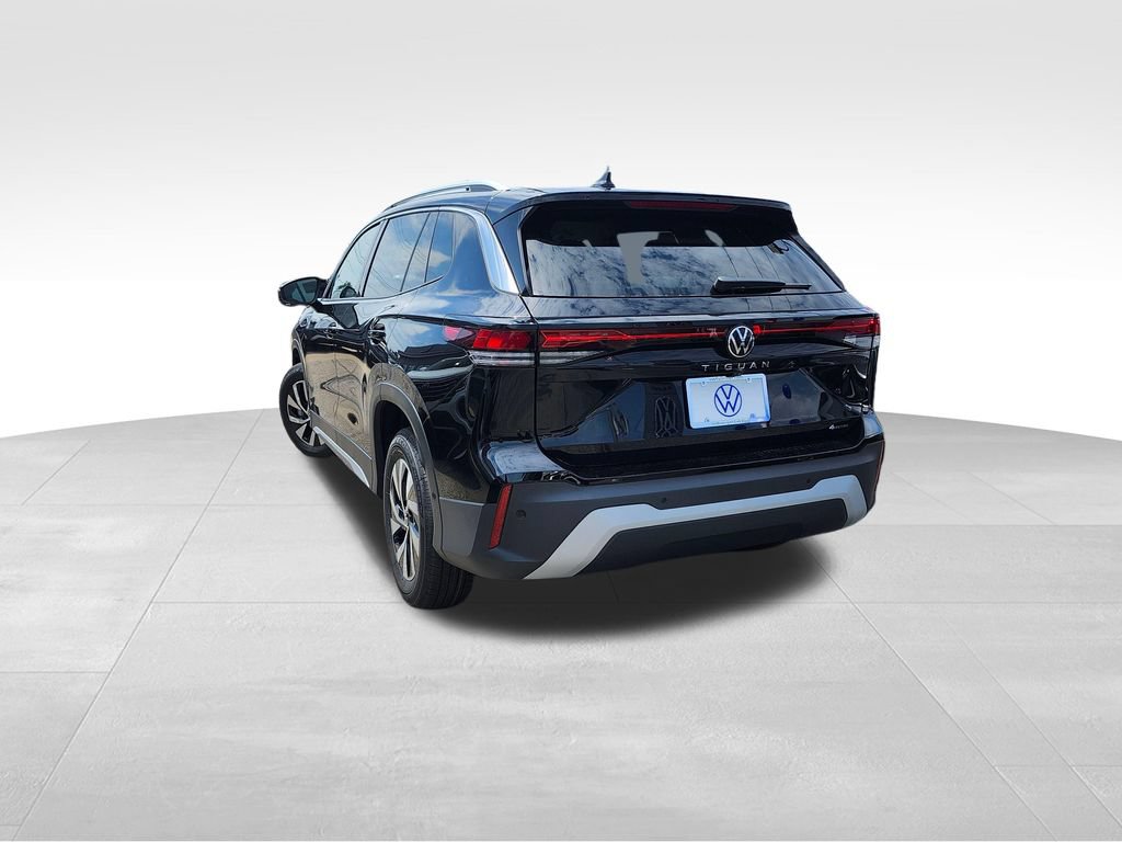 New 2026 Volkswagen Tiguan S AWD/4WD image 4