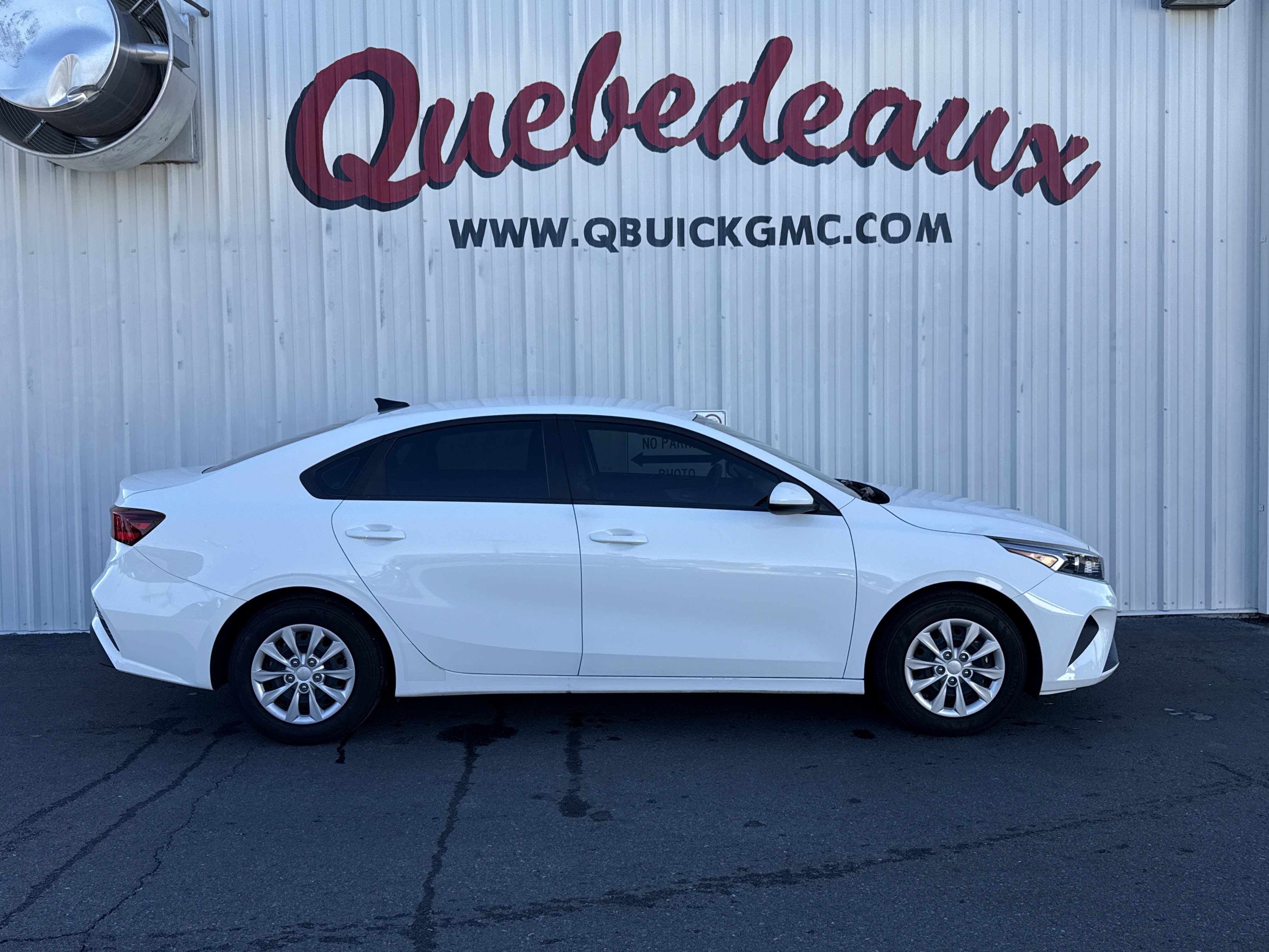 Used 2024 Kia Forte LX image 33