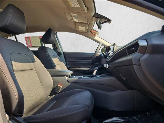 Used 2023 Nissan Altima 2.5 S FWD image 21