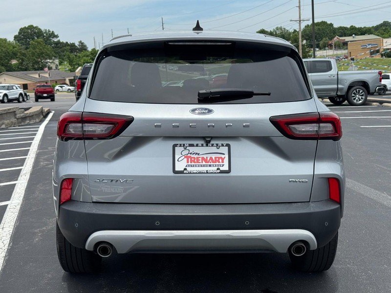 Used 2023 Ford Escape Active AWD/4WD image 4
