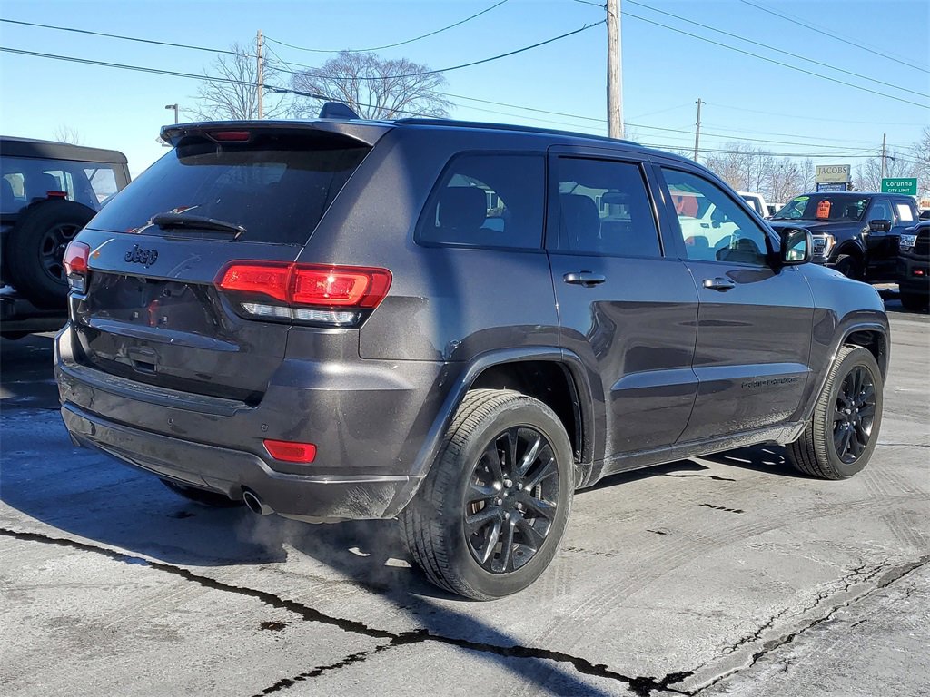 Used 2021 Jeep Grand Cherokee Laredo X image 5