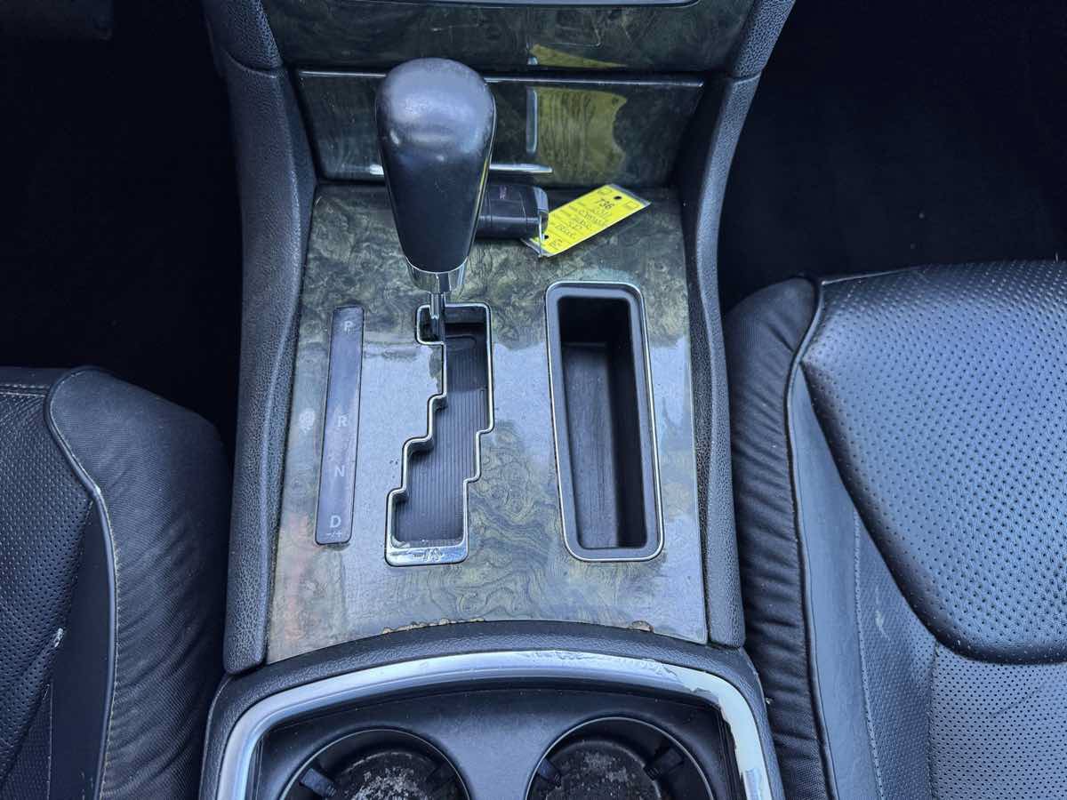 Used 2011 Chrysler 300 C RWD image 46