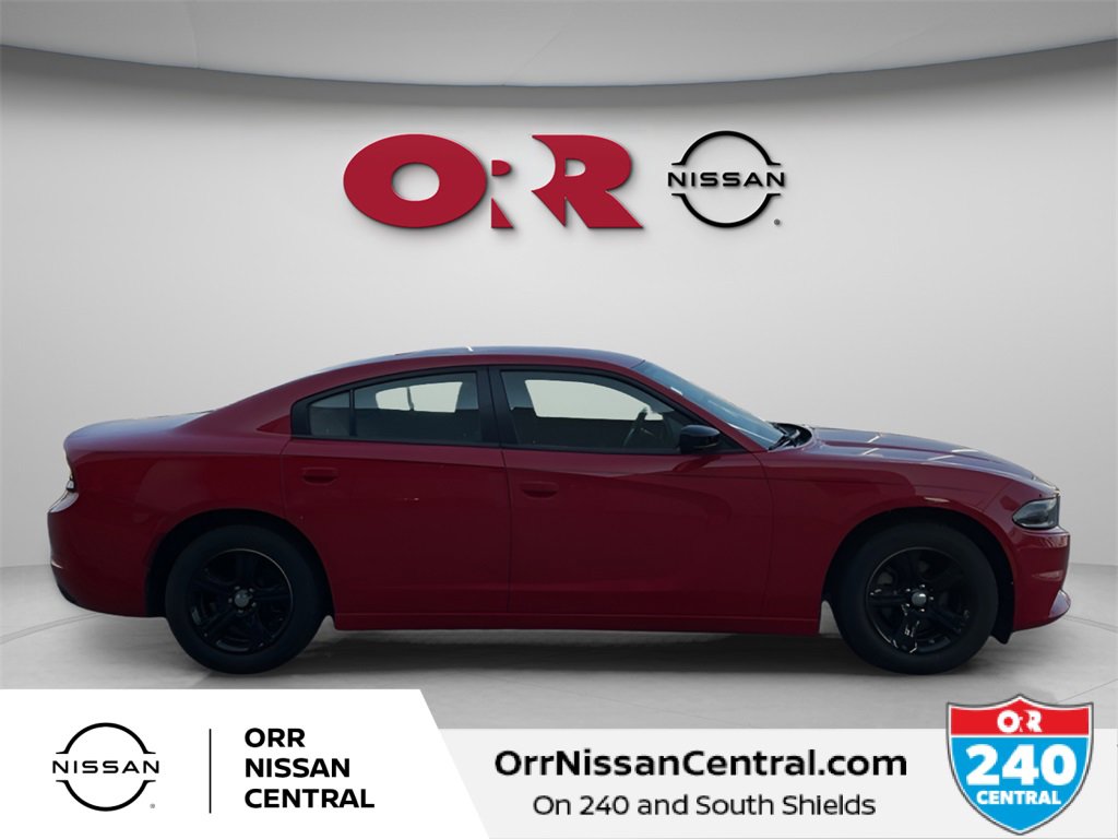 Used 2023 Dodge Charger SXT image 4