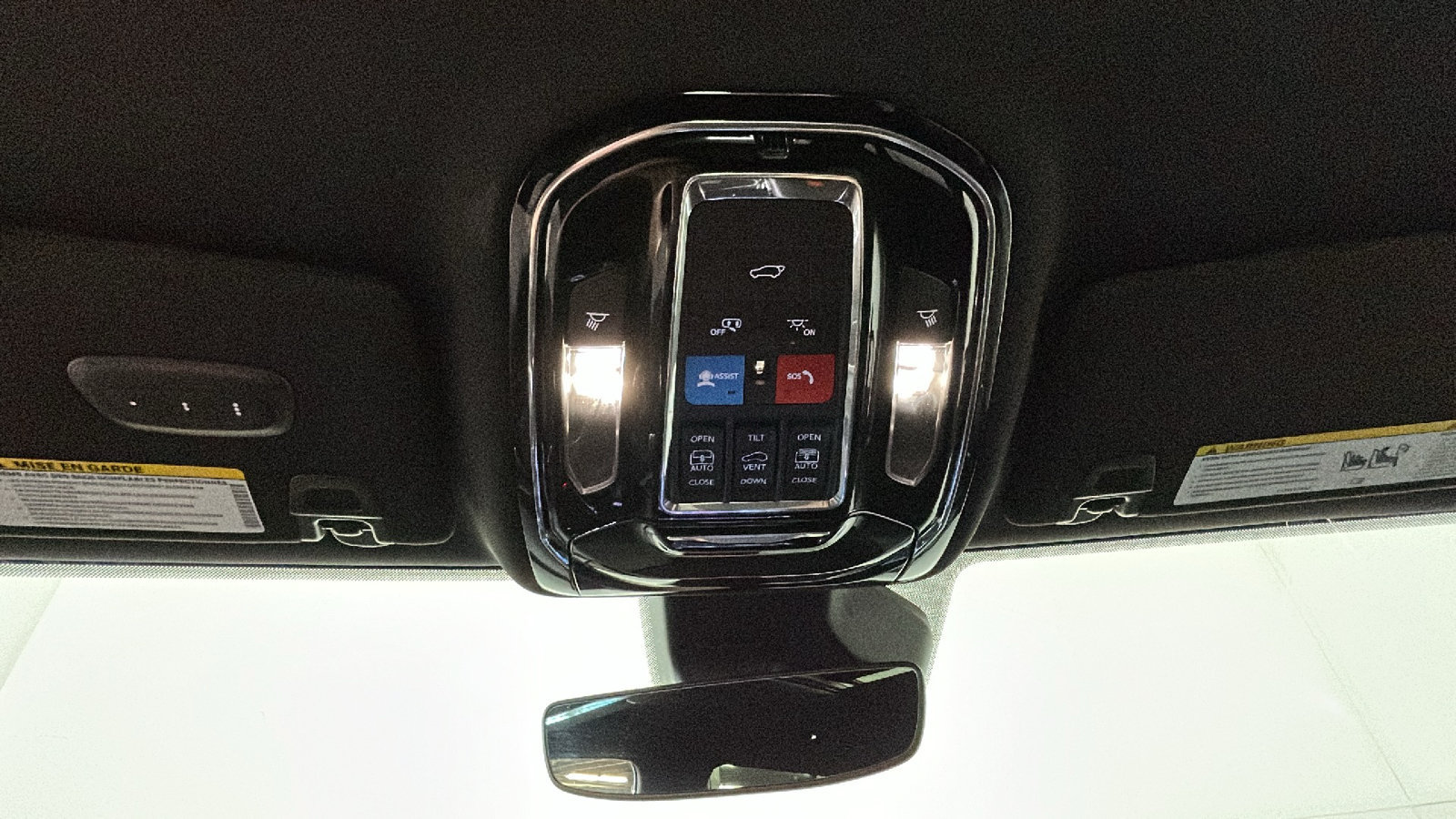Used 2023 Jeep Grand Cherokee Overland AWD/4WD image 29