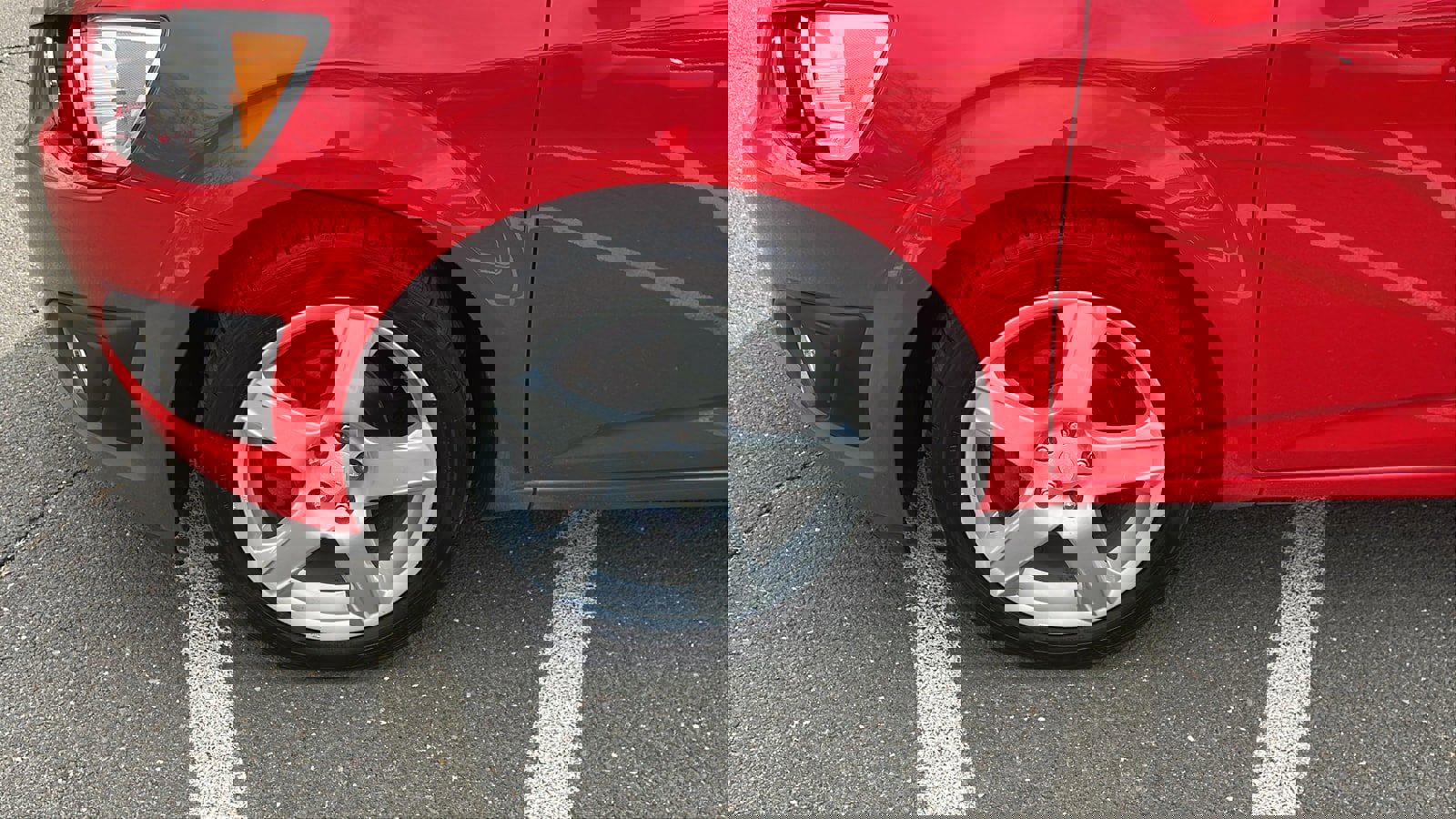 Used 2016 Chevrolet Sonic LTZ image 9