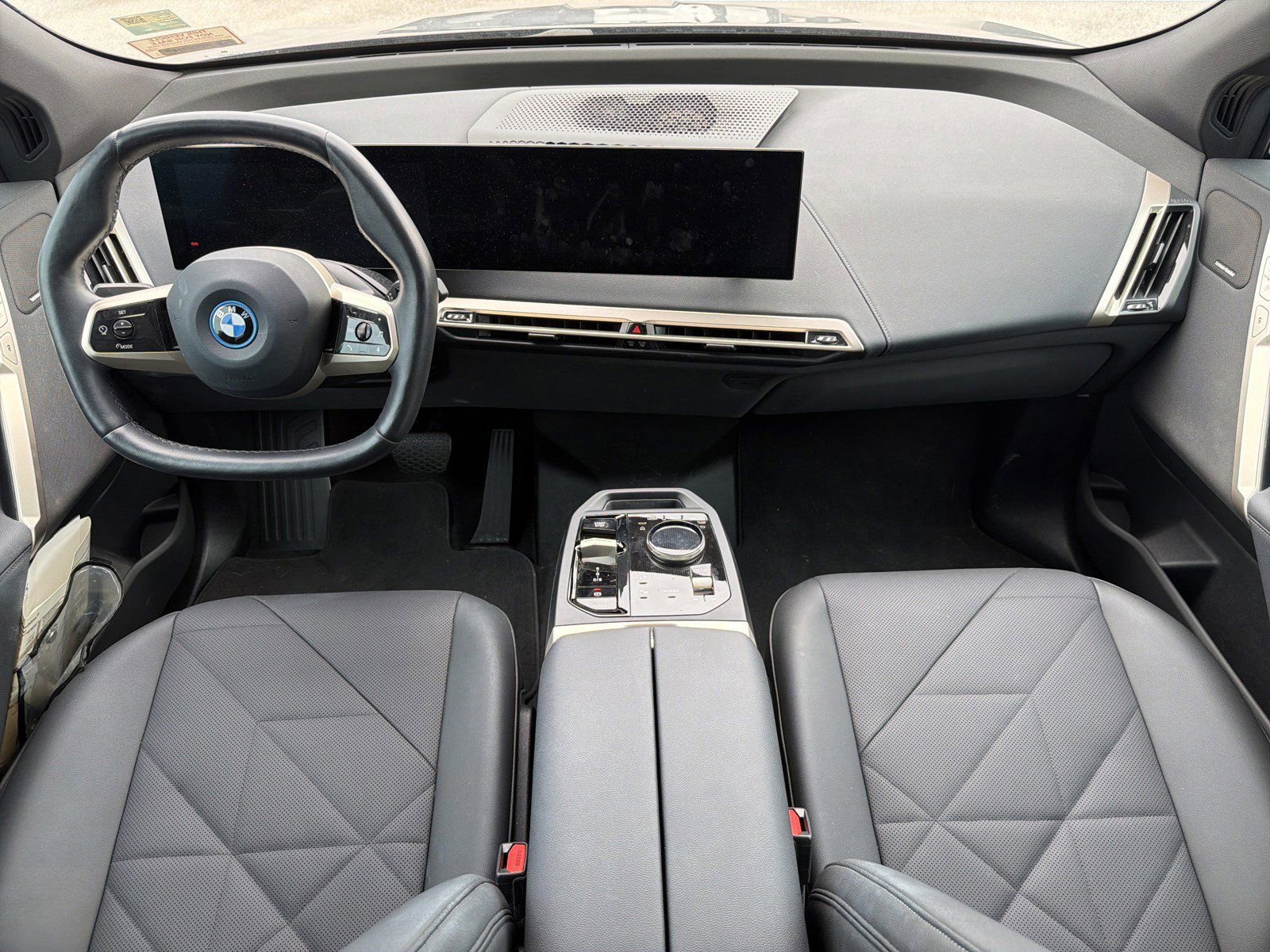 Certified 2024 BMW iX xDrive50 w/ Sport Package AWD/4WD image 13
