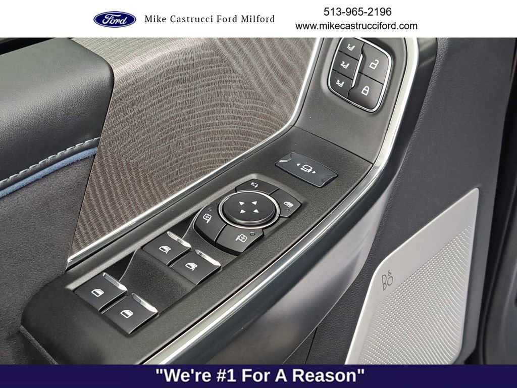 Used 2025 Ford F350 Platinum image 22